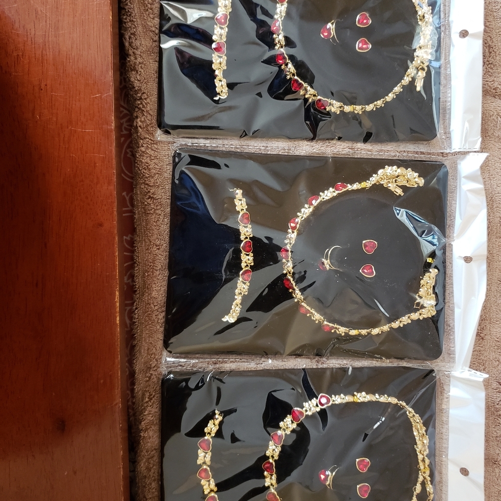 Ruby hugs and kisses